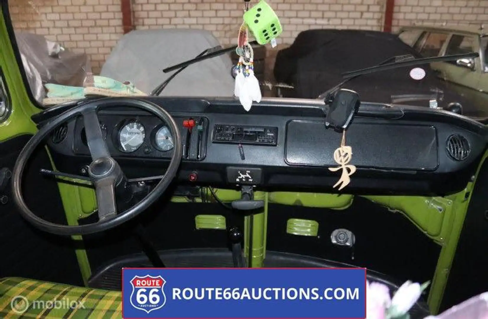 Volkswagen Bus T2 | 1976 | Route 66 Auctions Zwart - 2