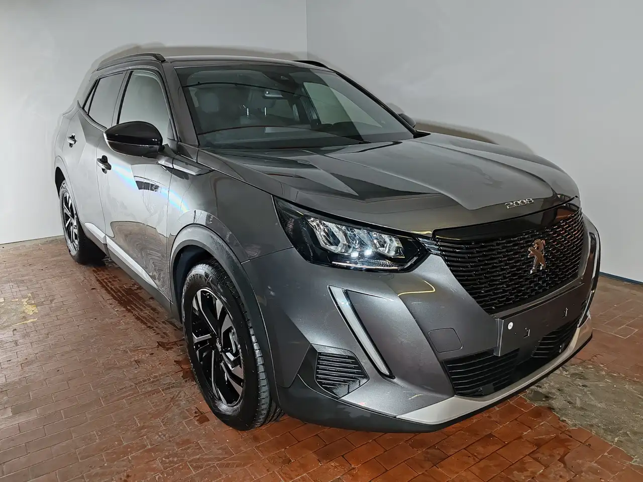 Peugeot 2008 1.2 130cv Allure EAT8 Navi + Telecamera 3