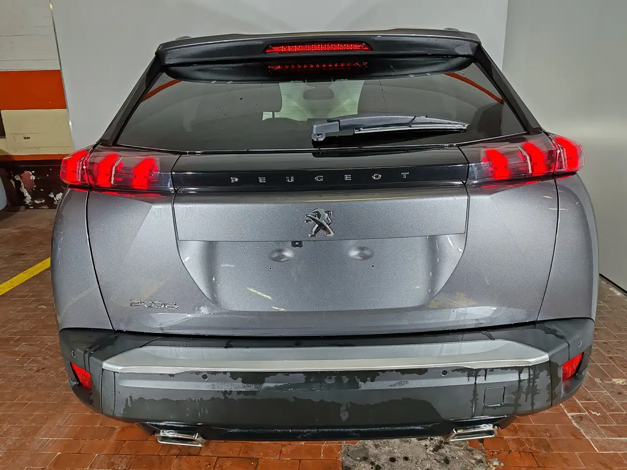 Peugeot 2008 1.2 130cv Allure EAT8 Navi + Telecamera 5