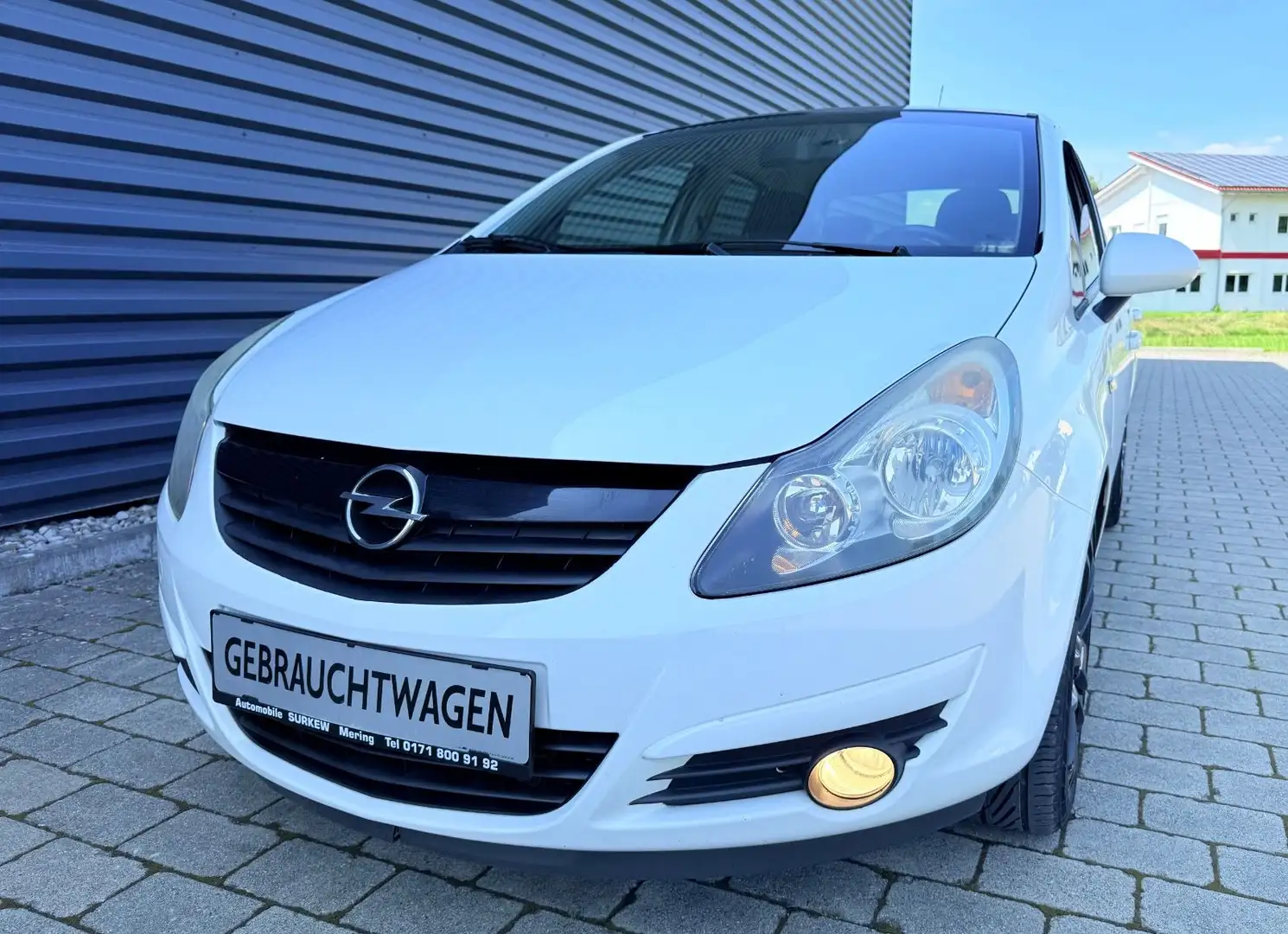 Opel Corsa D 1.4 16V ColorEdition/5-türig/TÜV:06/2027 Blanc - 1