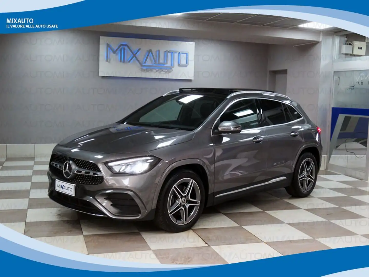 Mercedes-Benz GLA 200 D Automatic Premium EU6 KM Ø Grigio - 1