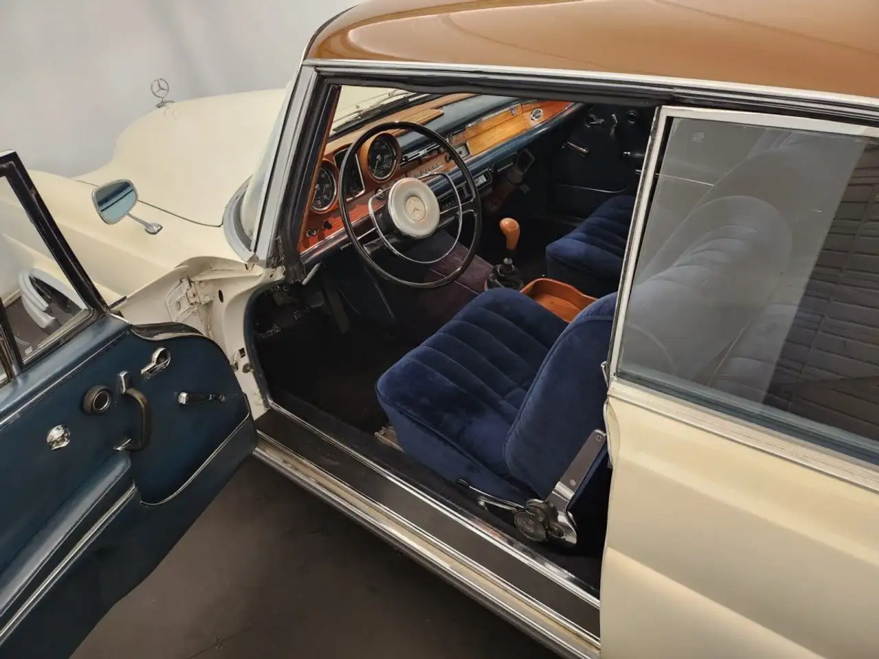 Mercedes-Benz 220 SE coupé, foto 5