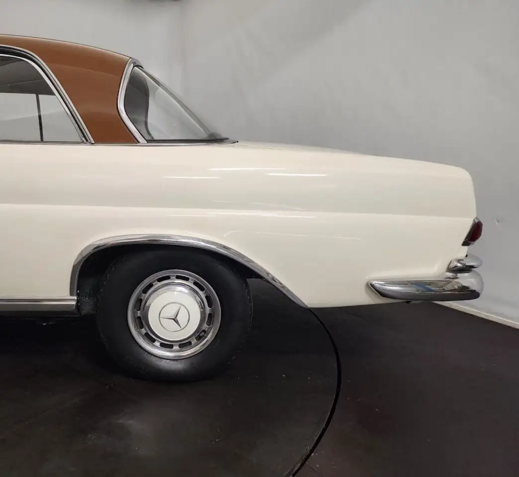 Mercedes-Benz 220 SE coupé, foto 11
