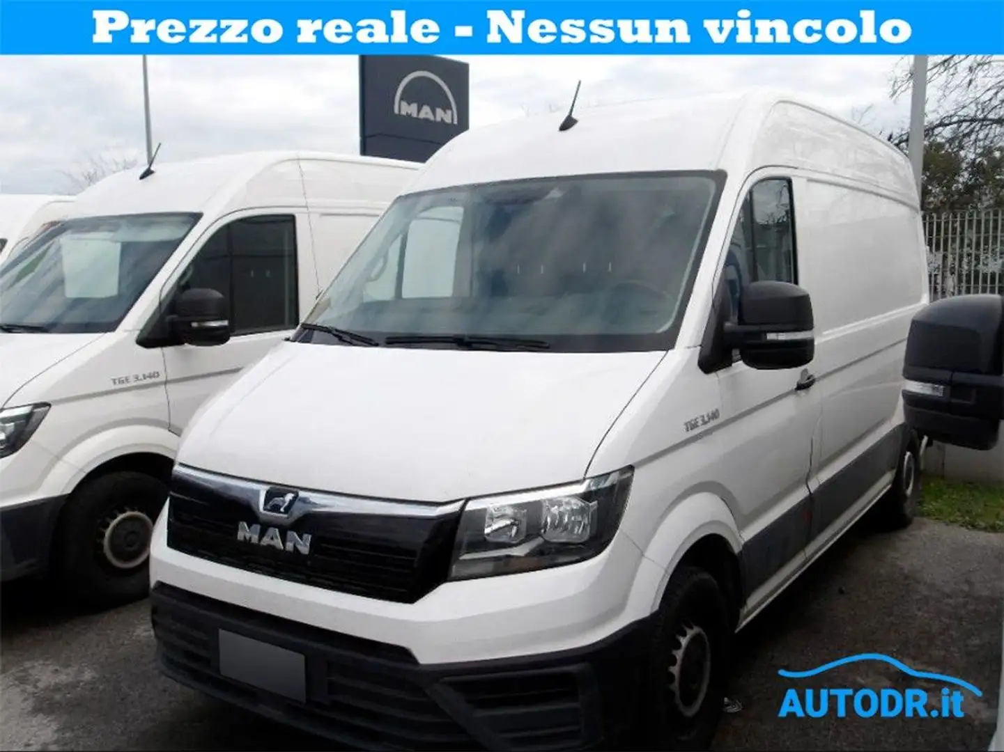 MAN TGE Furgone 3.140 2.0 TDI 140CV PM-TA 3posti Bianco - 1