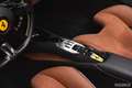 Ferrari 296 GTS CAPRISTO RACINGSITZE LIFT CARBONLENKRAD KAMERA Schwarz - thumbnail 22