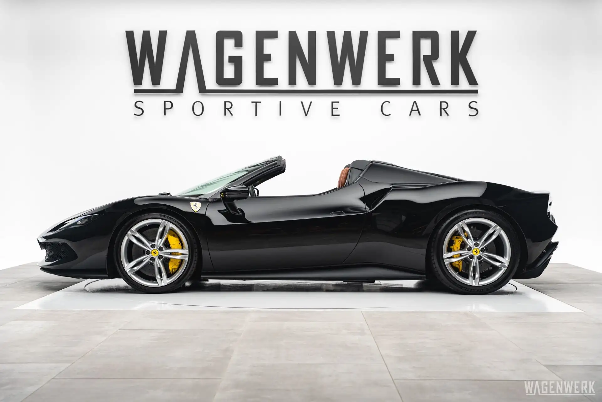 페라리 296 GTS 2024 검정 사진 6