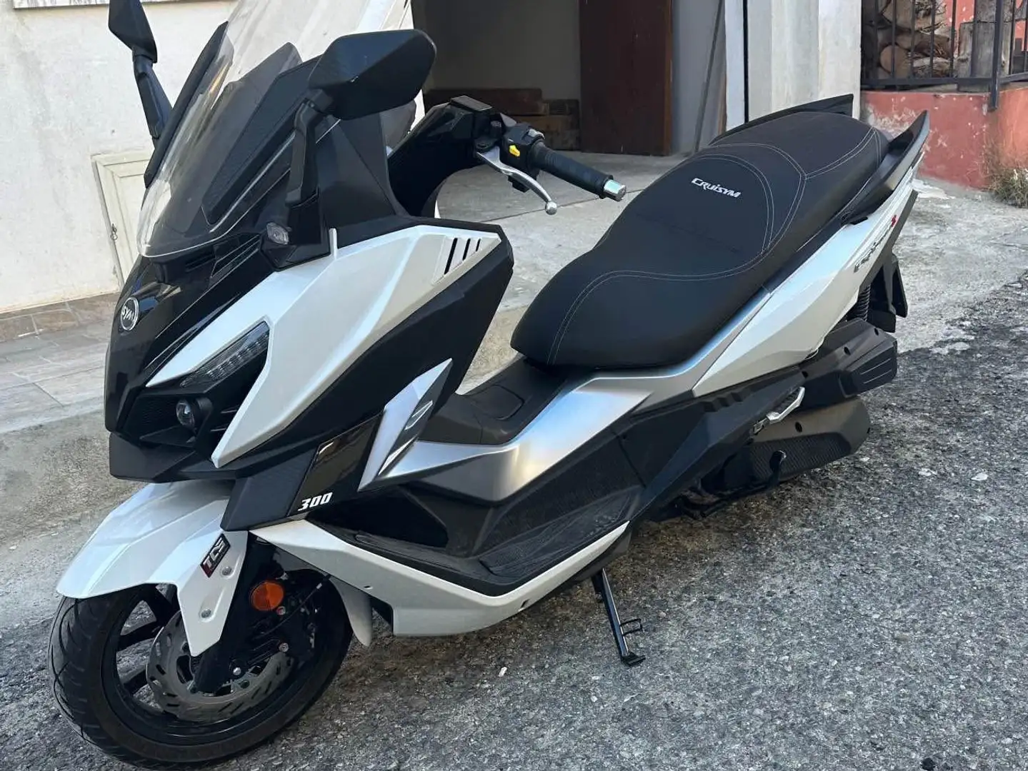 SYM Cruisym 300 Bianco - 2