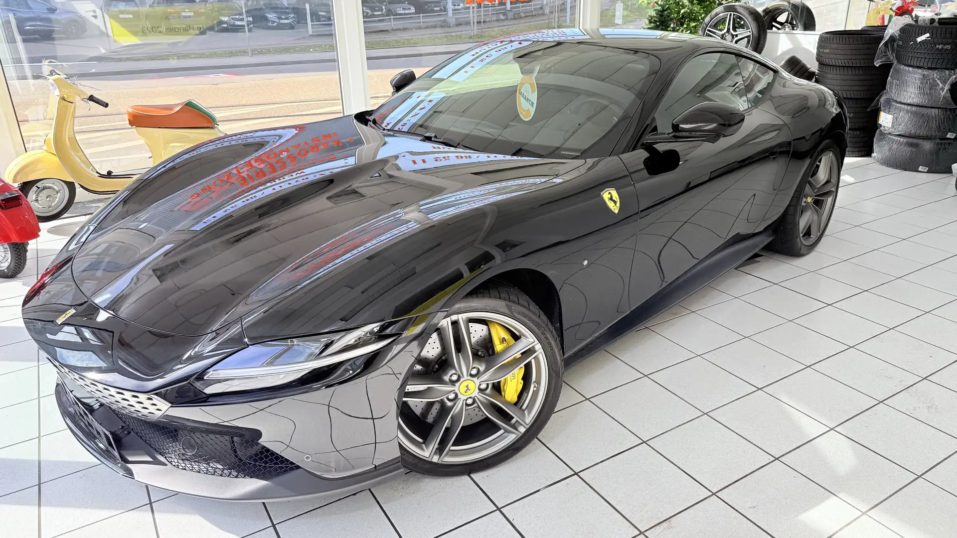 Ferrari Roma NERO DS JBL HIFI 360° Matrix LED Garantie Fekete - 2