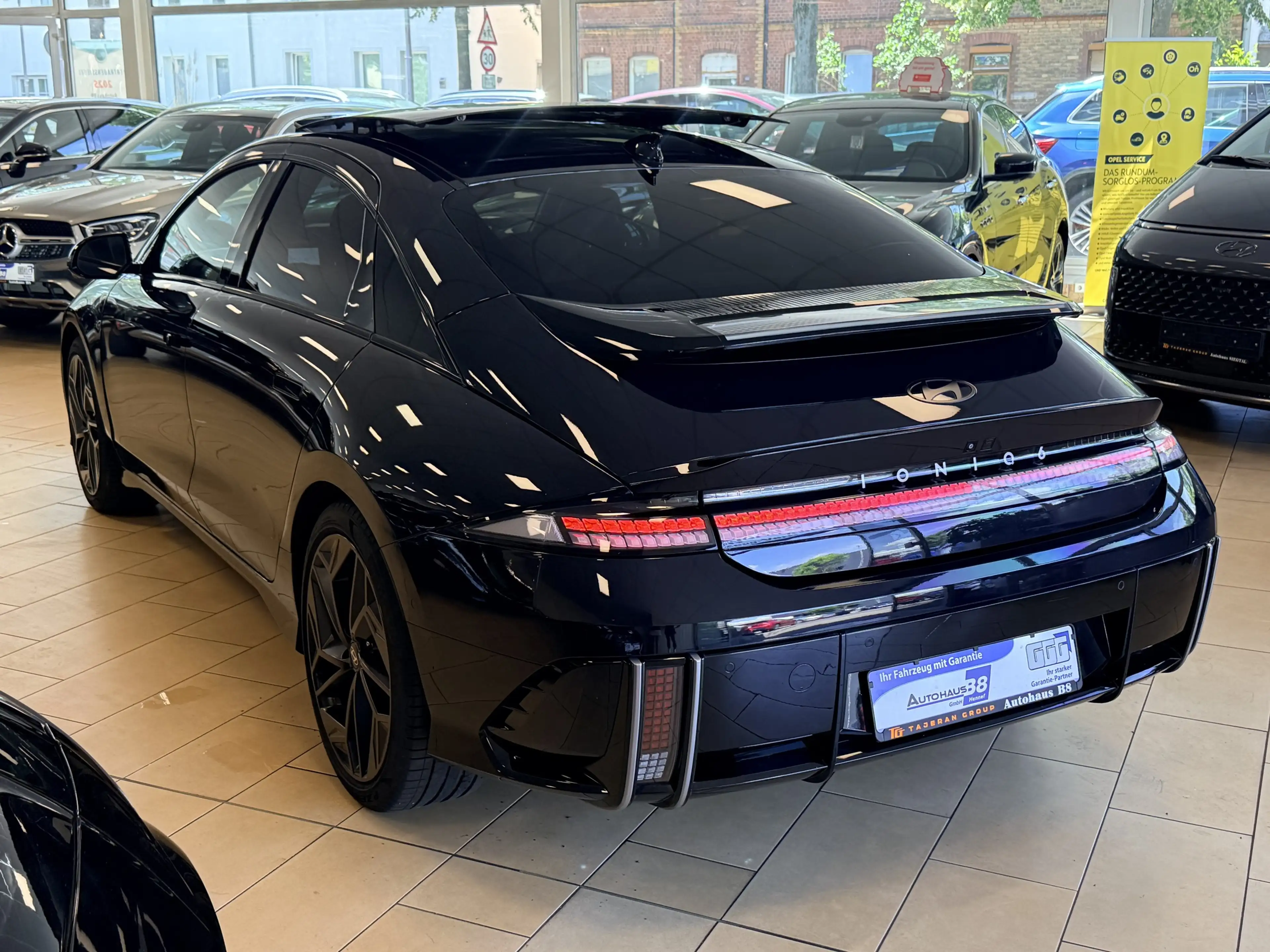 Hyundai IONIQ 6 First Edition*BOSE*HUD*ACC*SHZ*360*Pano* — photo 6
