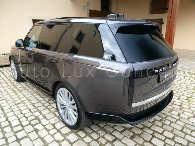 Land Rover Range Rover view 5