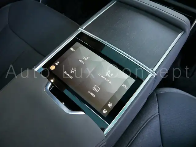 Land Rover Range Rover view 15