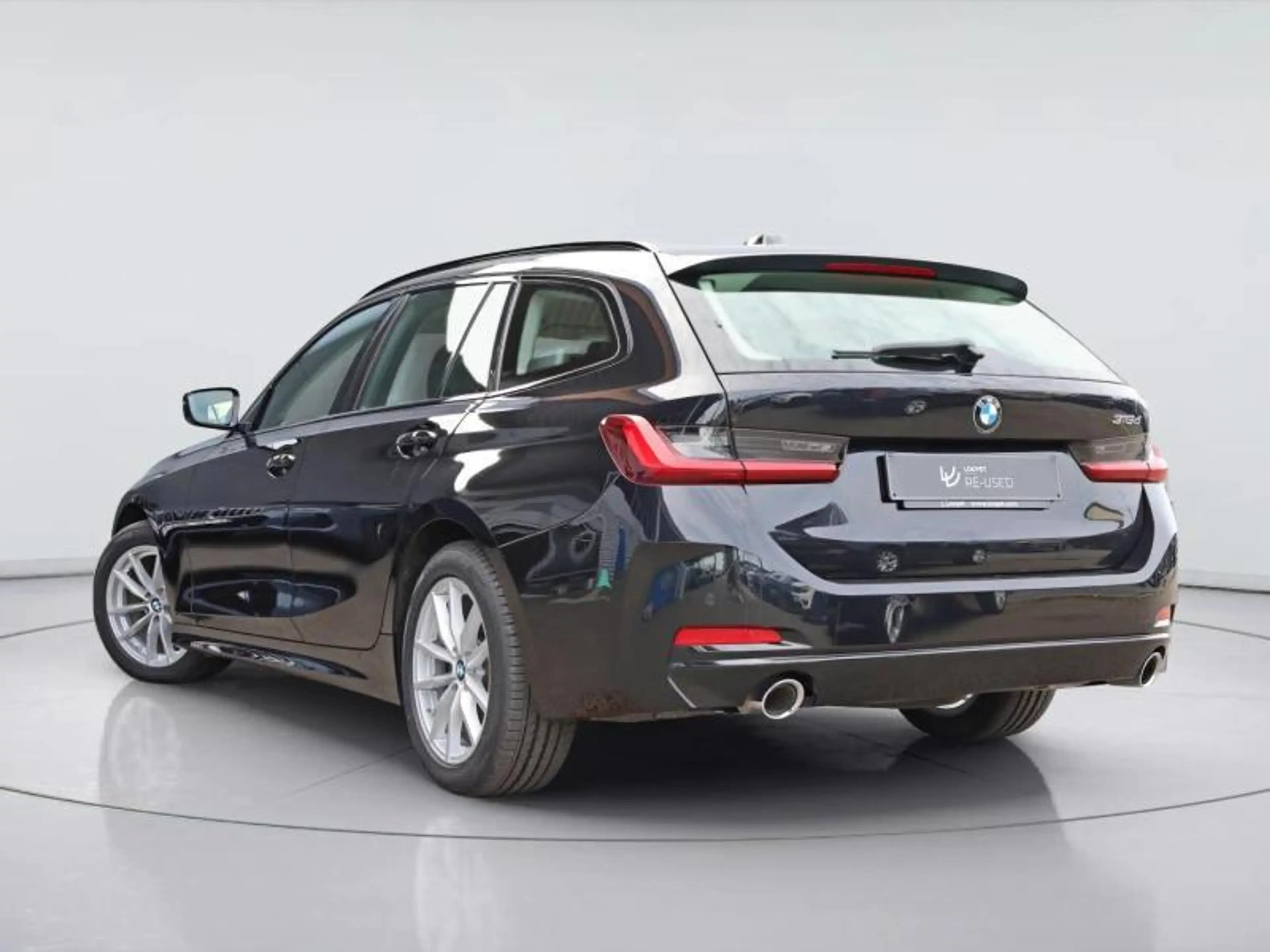 BMW 316 d Touring — photo 4