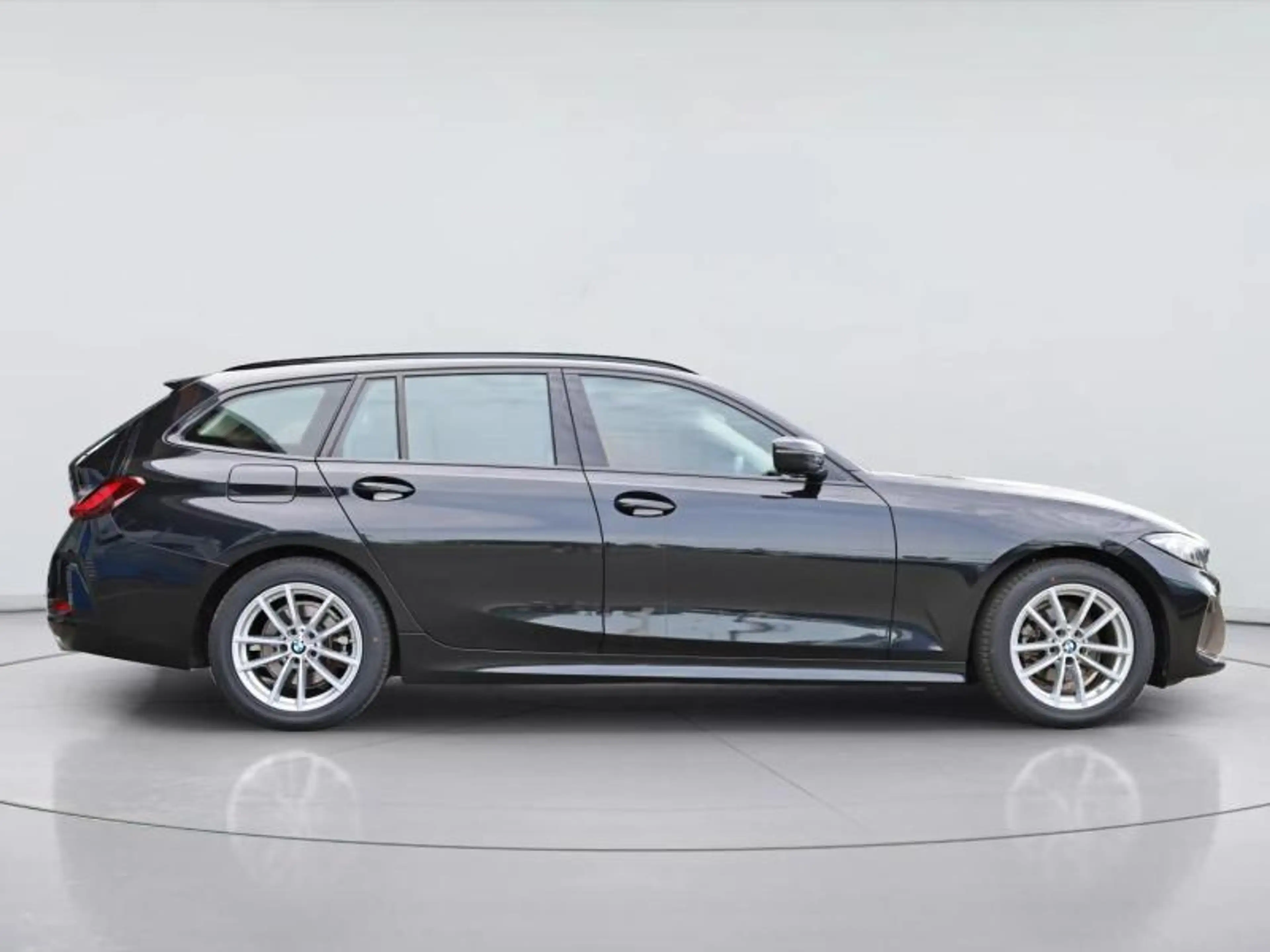 BMW 316 d Touring — photo 3