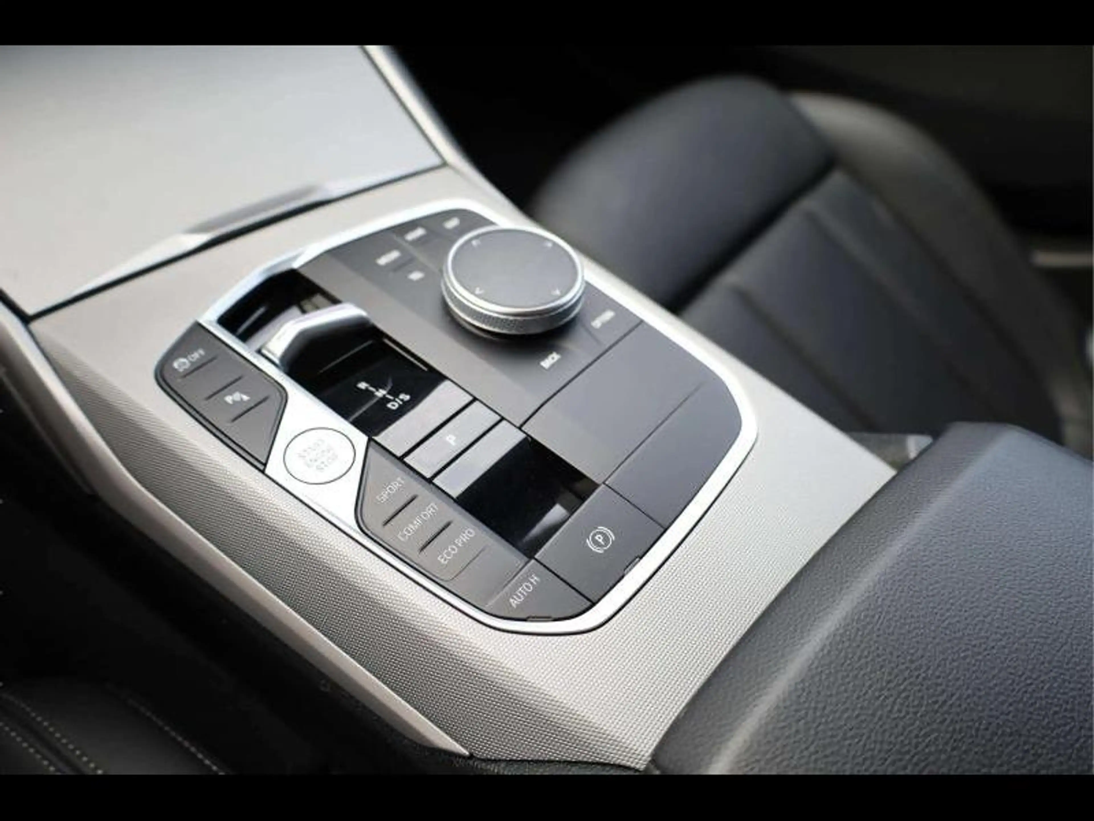 BMW 316 d Touring — photo 11