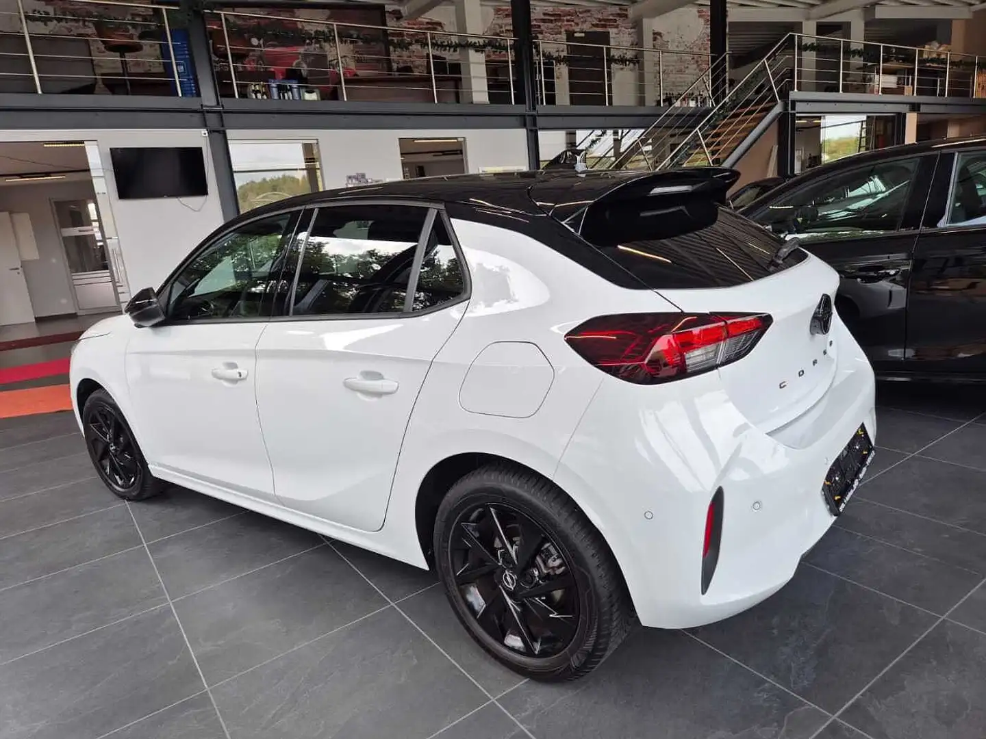 Opel Corsa F Automatik GS Top Ausstattung Bianco - 2