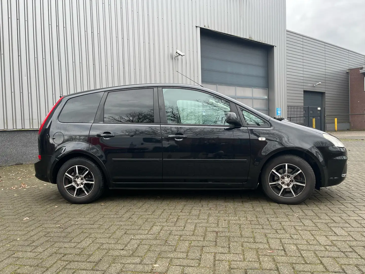 Ford C-Max 1.8-16V Ghia Zwart - 2
