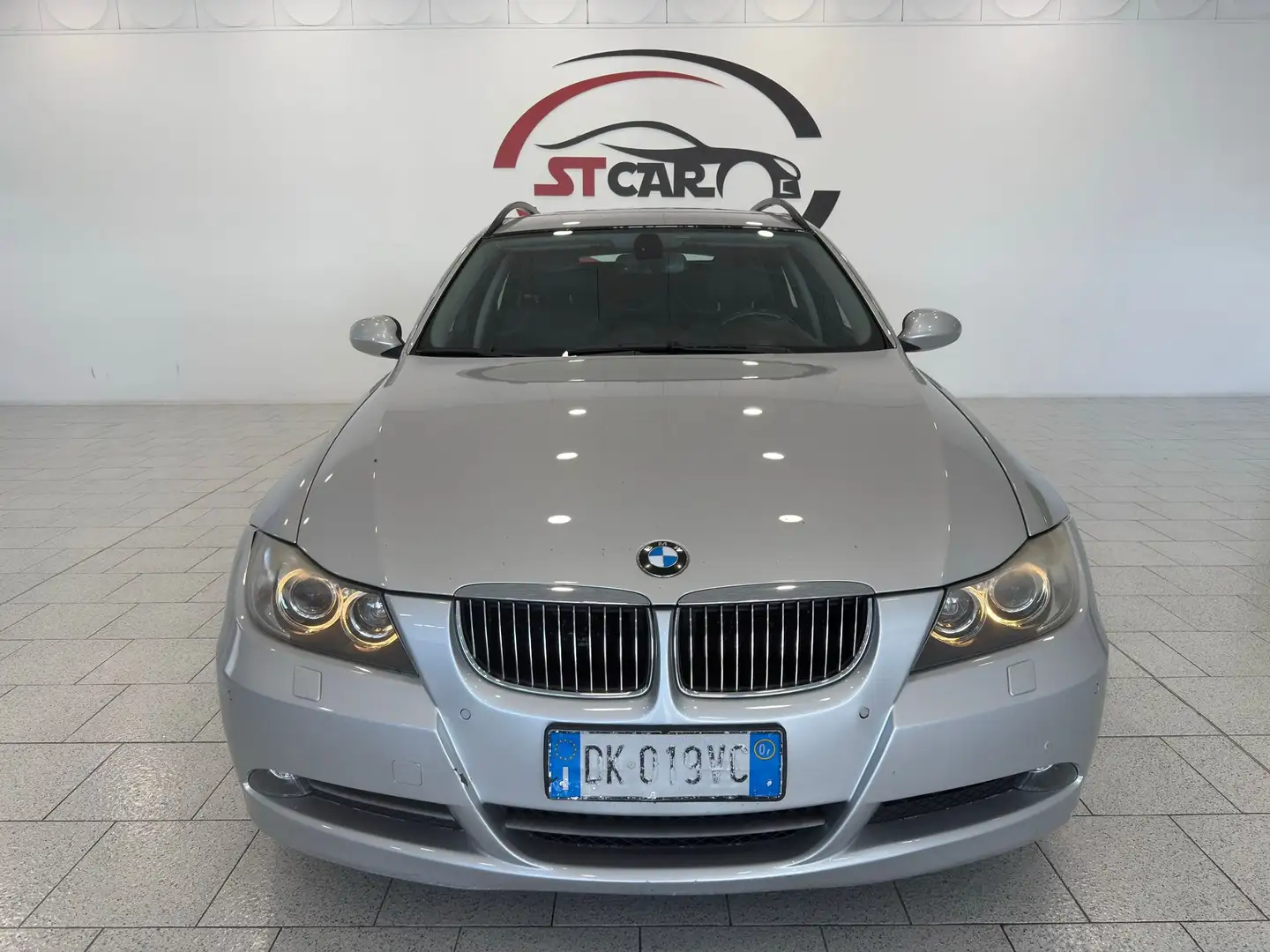 BMW 330 xi Touring Futura 272cv Argent - 2