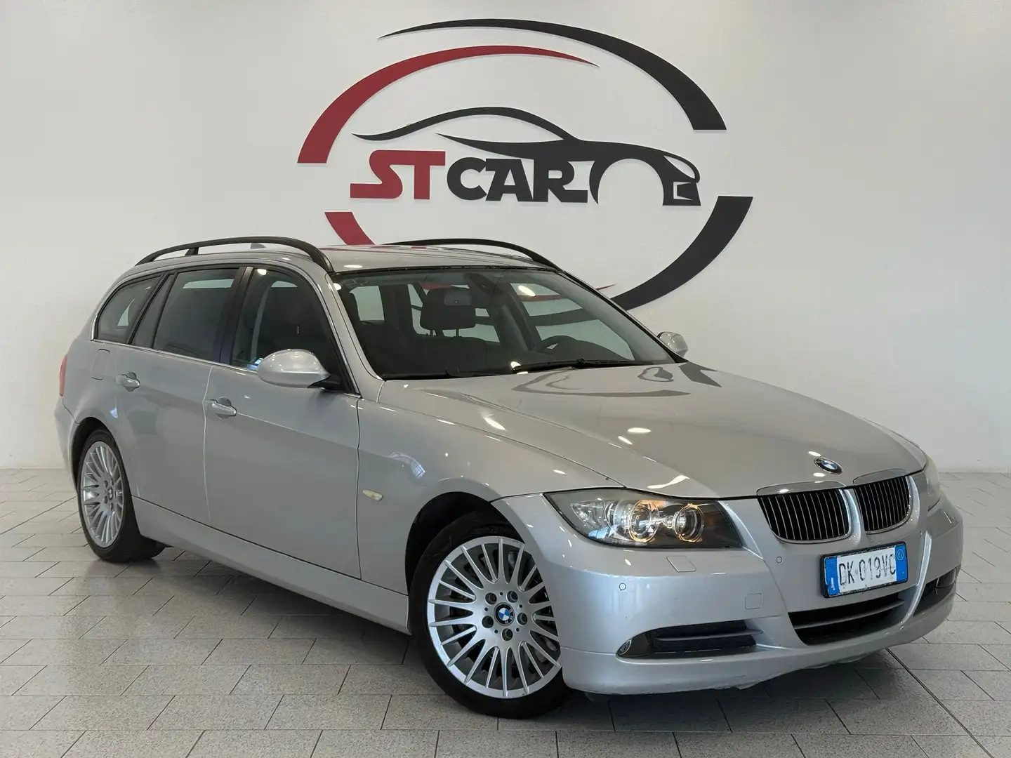 BMW 330 xi Touring Futura 272cv Argent - 2