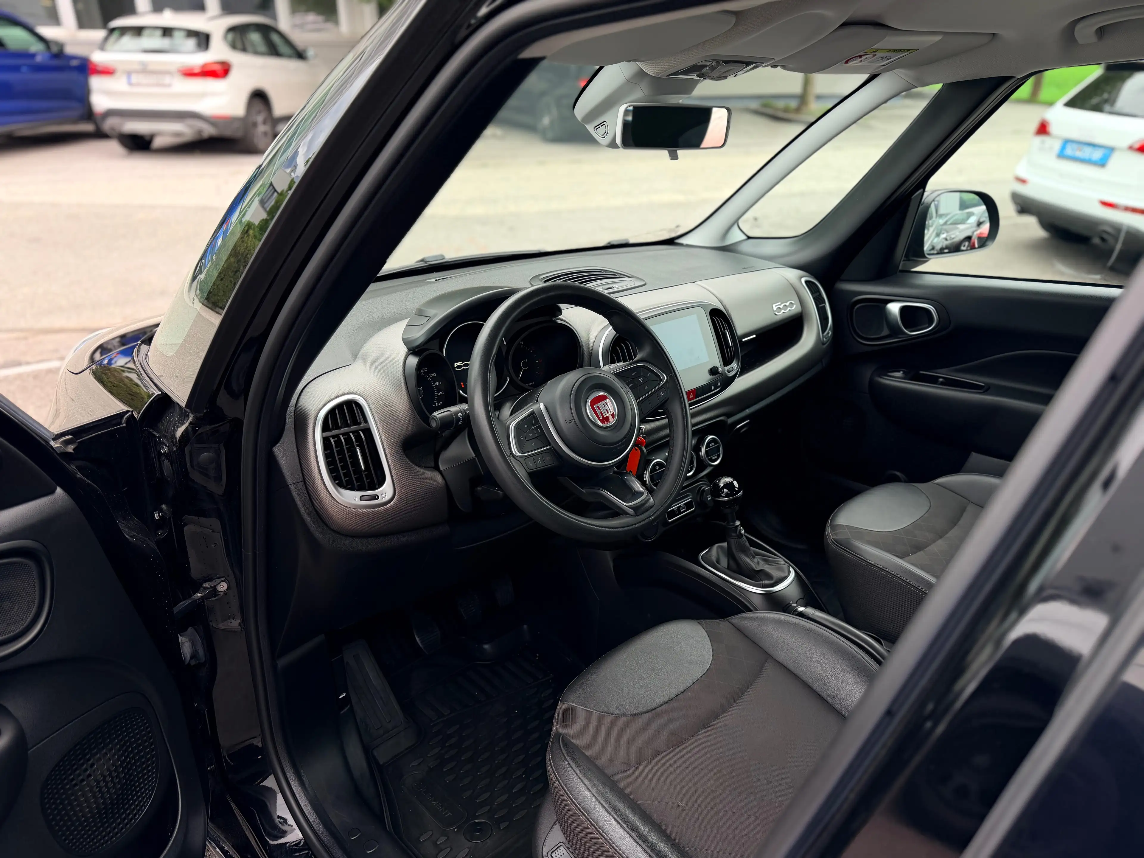 Fiat 500L 500L Lounge 1.6 MultiJet 120 | NAVI | CARPLAY — photo 11