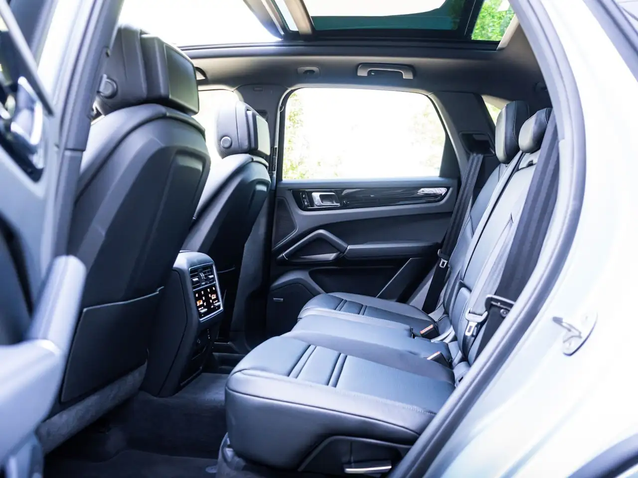 Porsche Macan снимка Porsche Macan