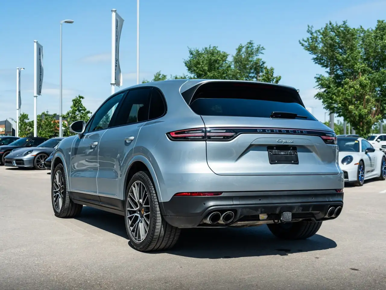 Porsche Macan снимка Porsche Macan