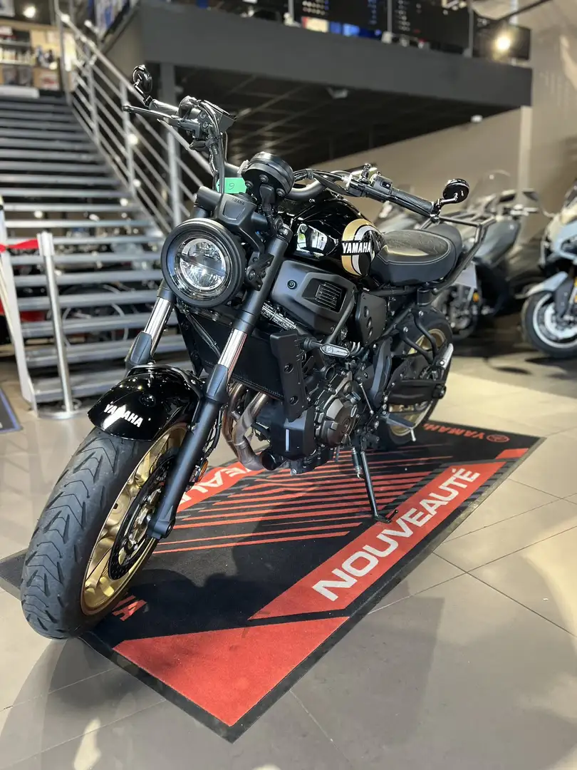 Yamaha XSR 700 Noir - 1