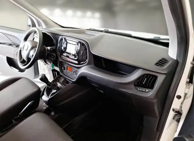 Fiat Doblo view 11