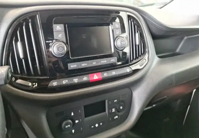 Fiat Doblo view 14