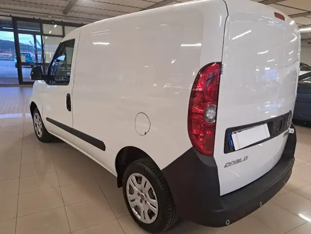 Fiat Doblo view 8