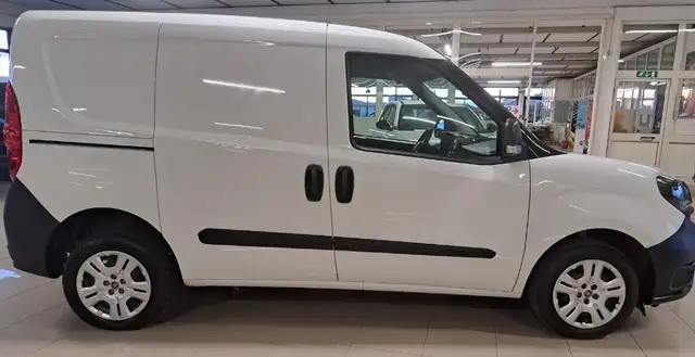 Fiat Doblo view 5