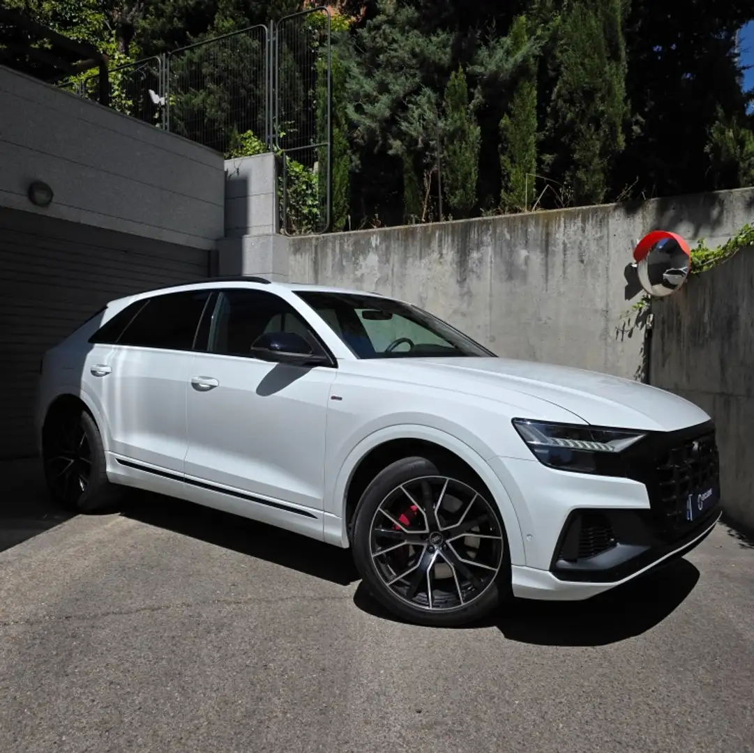 Audi Q8 60 TFSIe Black line plus quattro Blanco - 2