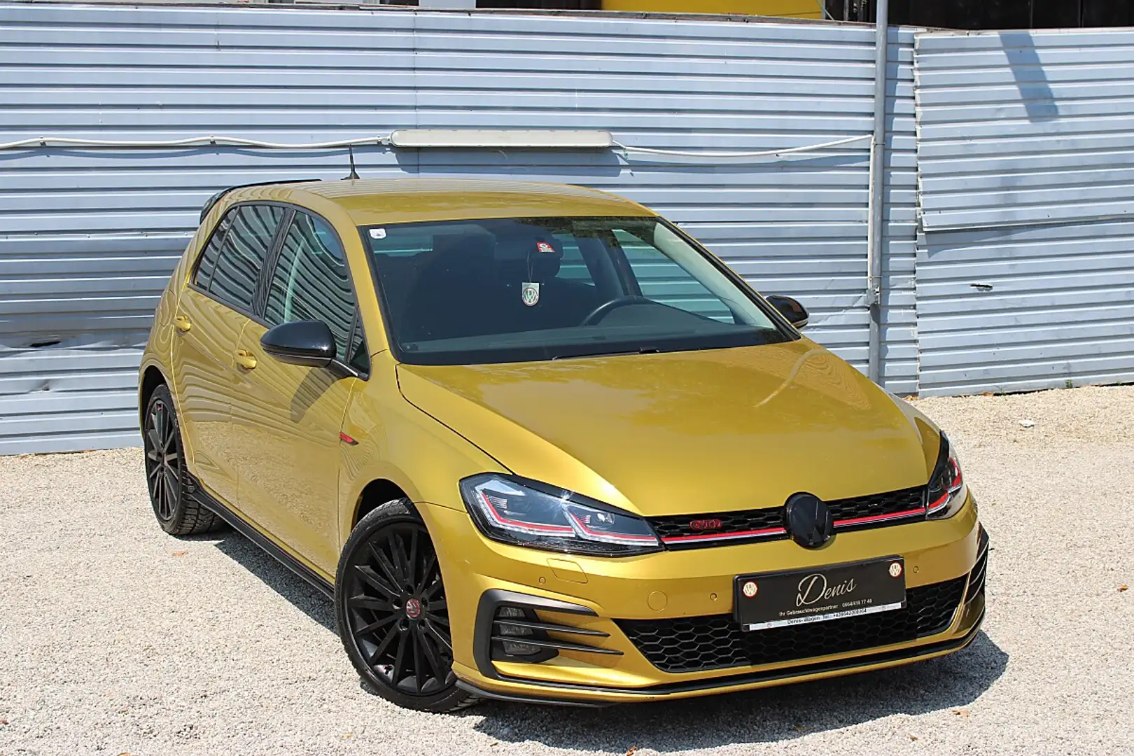 Volkswagen Golf Trendline 1,6 TDI Gelb - 1