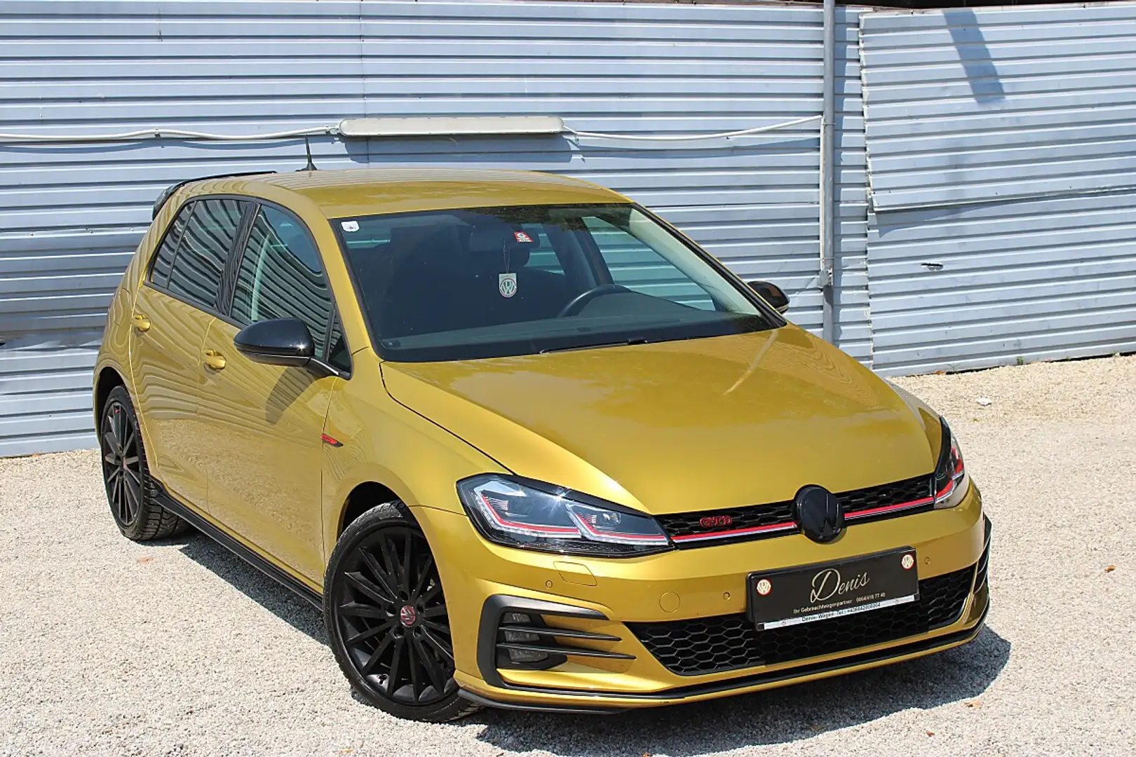 Volkswagen Golf Trendline 1,6 TDI Gelb - 2