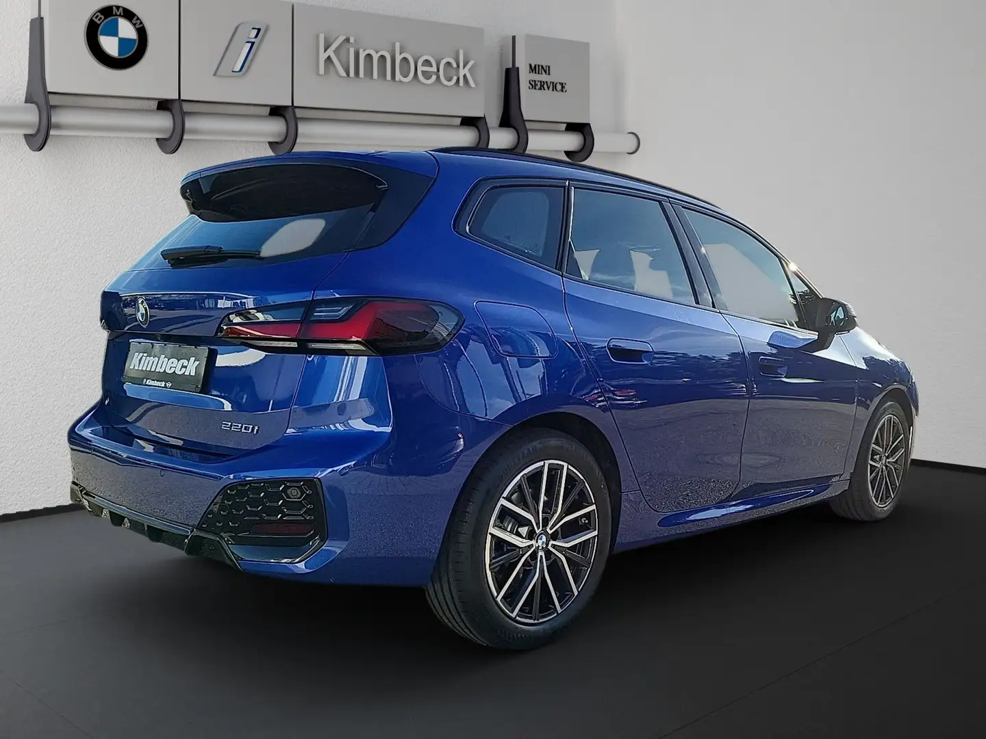 BMW 220 i Active Tourer M SPORT LED ACC ParkAss AHK Blau - 2
