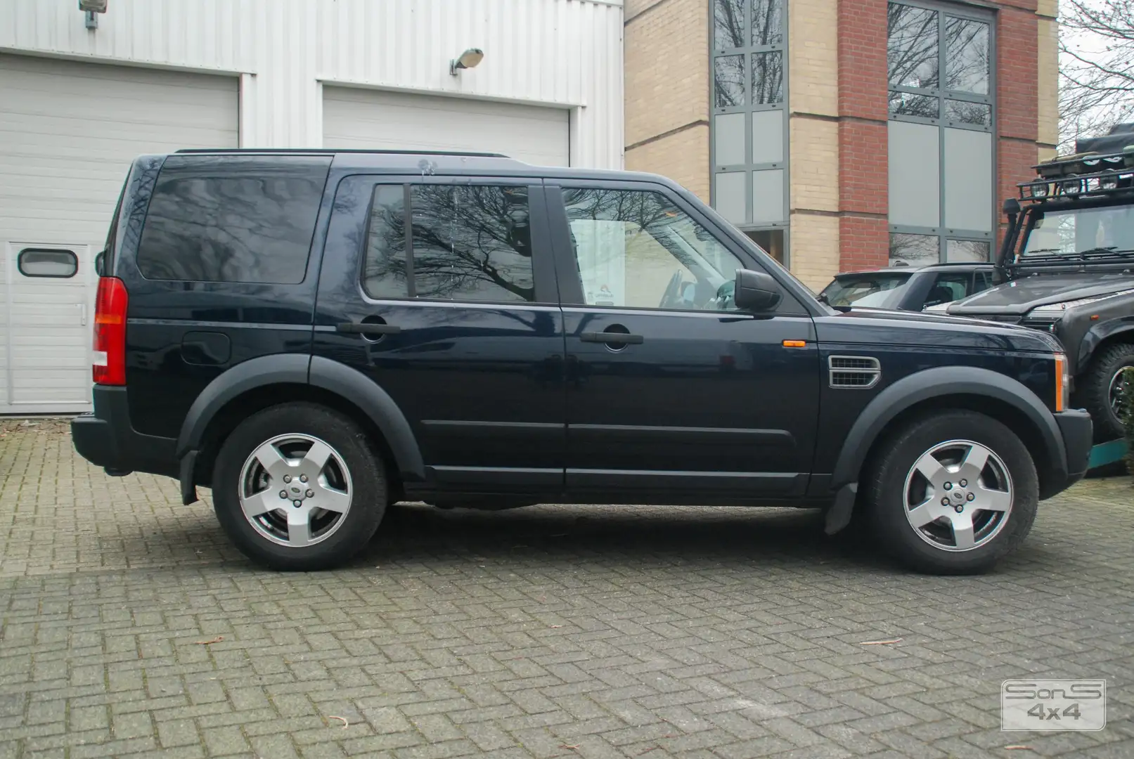 Land Rover Discovery series 3 TDV6 SE Blauw - 2