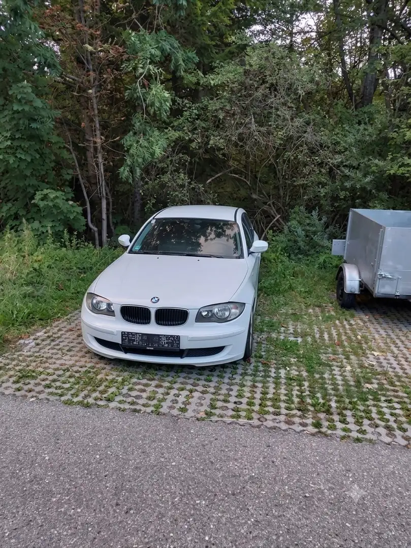 BMW 118 118d - 1