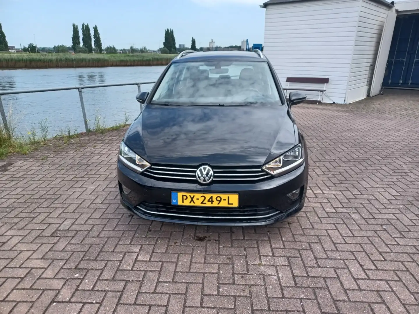 Volkswagen Golf Sportsvan 1.4 TSI HIGHL BNS Zwart - 2