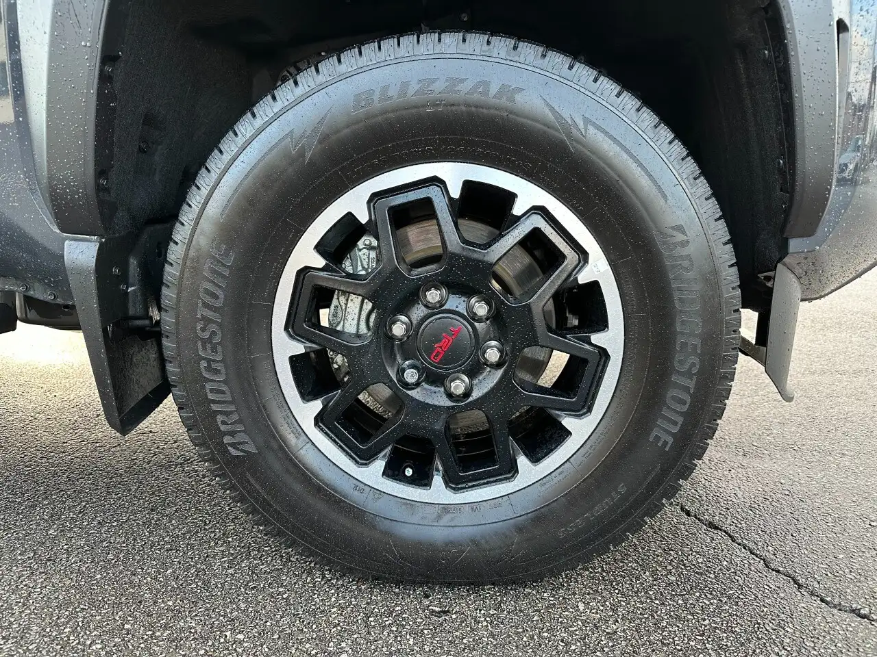 Toyota Tacoma снимка Toyota Tacoma