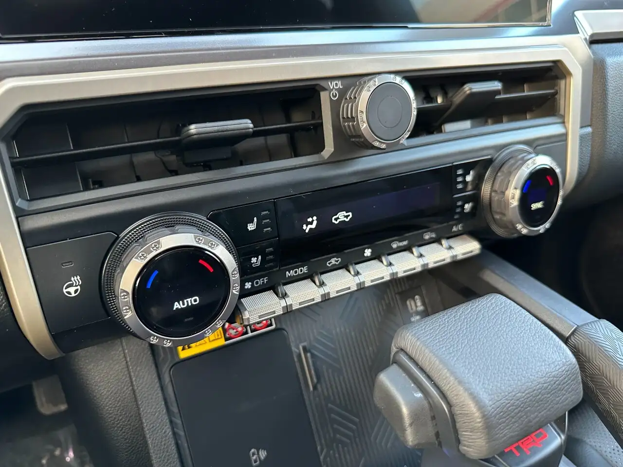 Toyota Tacoma снимка Toyota Tacoma