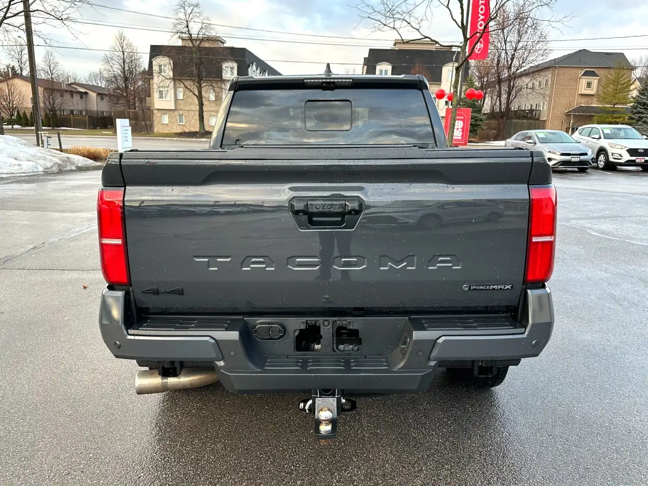 Toyota Tacoma снимка Toyota Tacoma