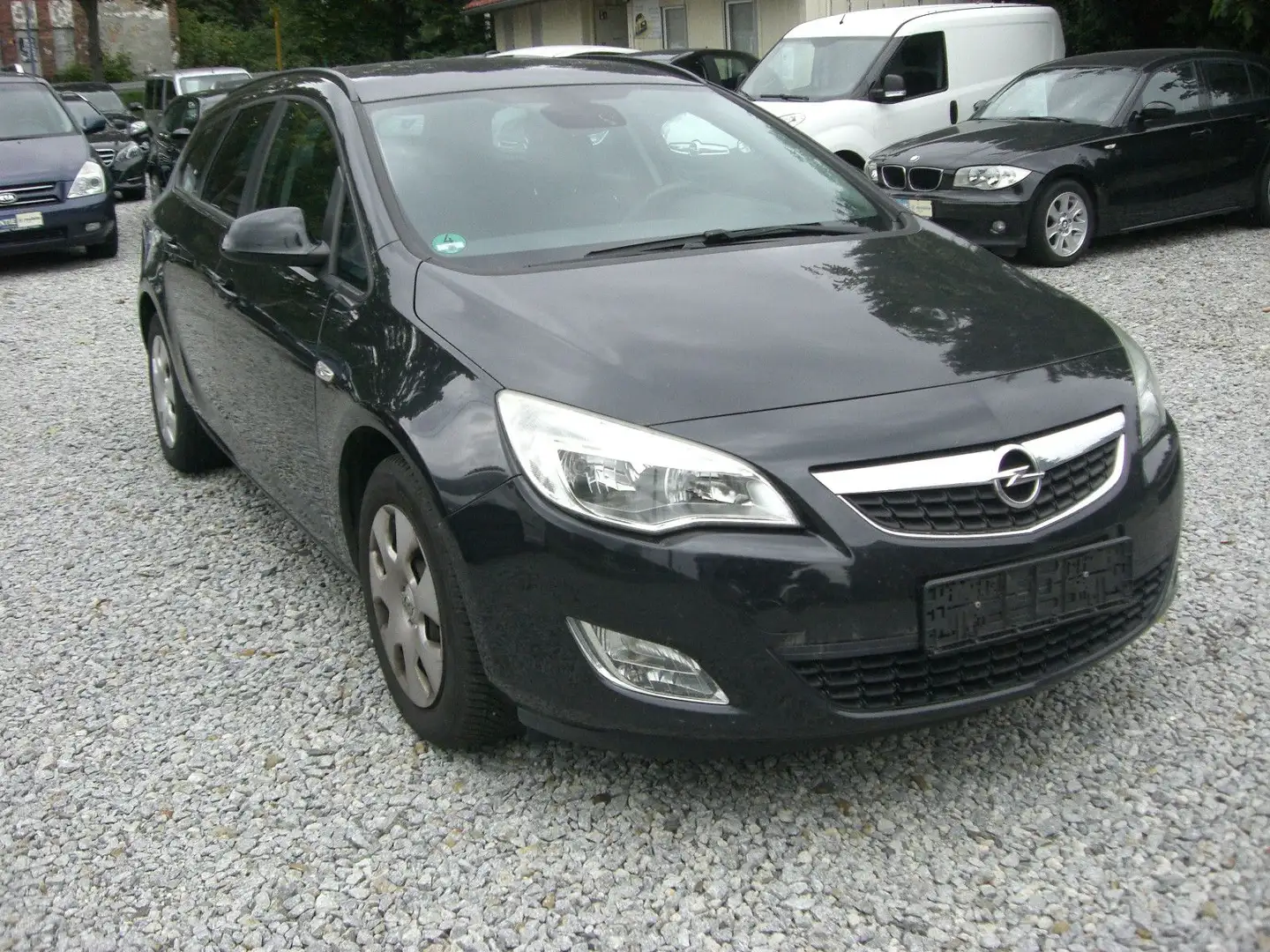 Opel Astra J Sports Tourer Design Edition 1.Hand ! Schwarz - 1