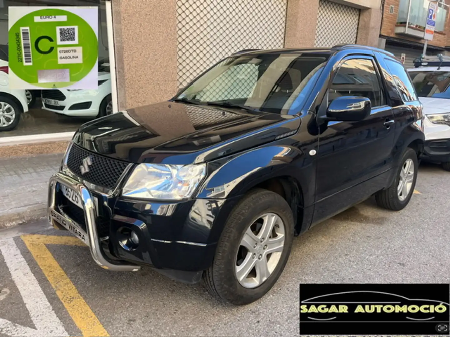 Suzuki Grand Vitara 1.6 L JX-A Schwarz - 1