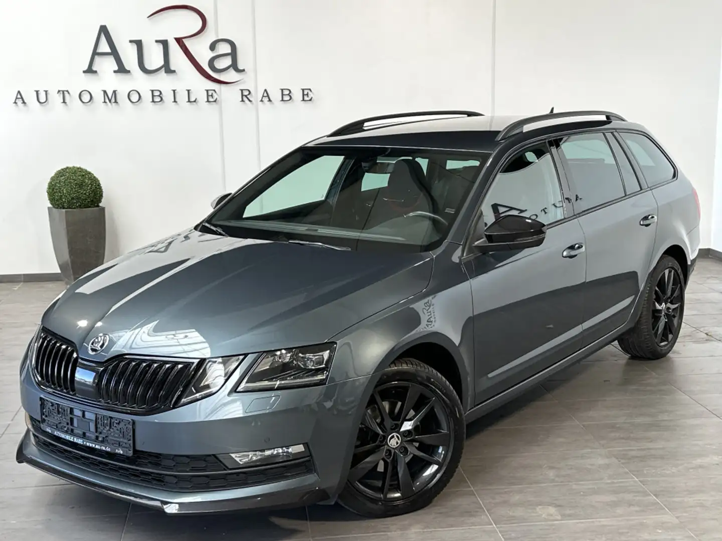Skoda Octavia Combi 2.0 TDI DSG Sport NAV+LED+ACC+17ZO Szürke - 2
