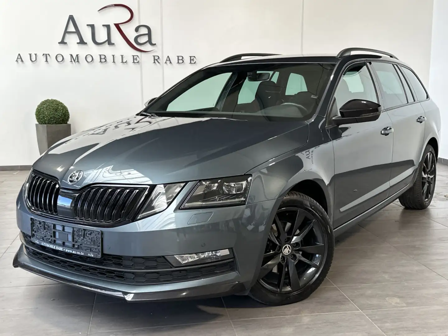 Skoda Octavia Combi 2.0 TDI DSG Sport NAV+LED+ACC+17ZO Szürke - 1