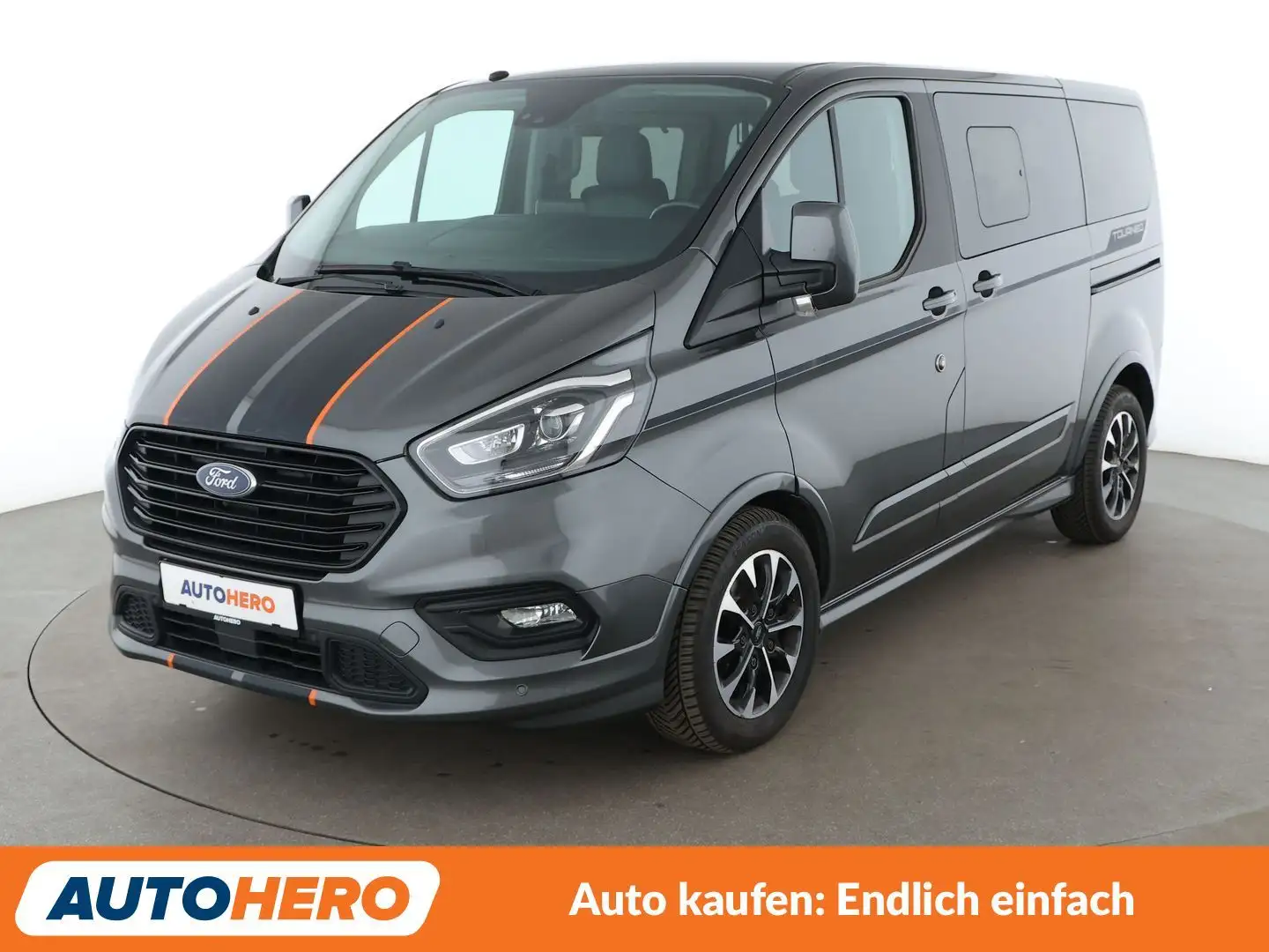 FORD Tourneo