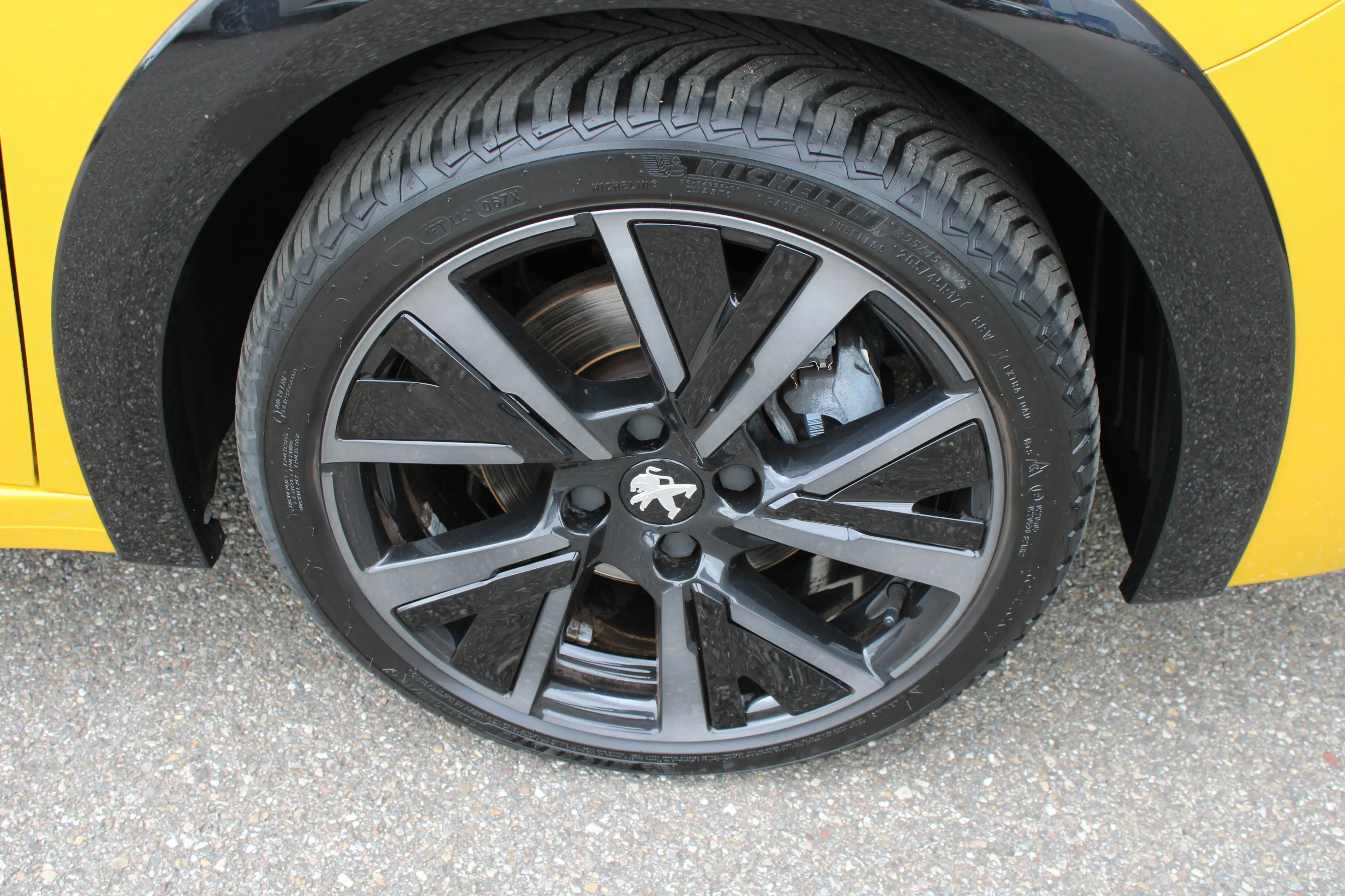 Peugeot 208 1.2 PureTech 130pk EAT8 GT Pack | Automaat | Navig — photo 9