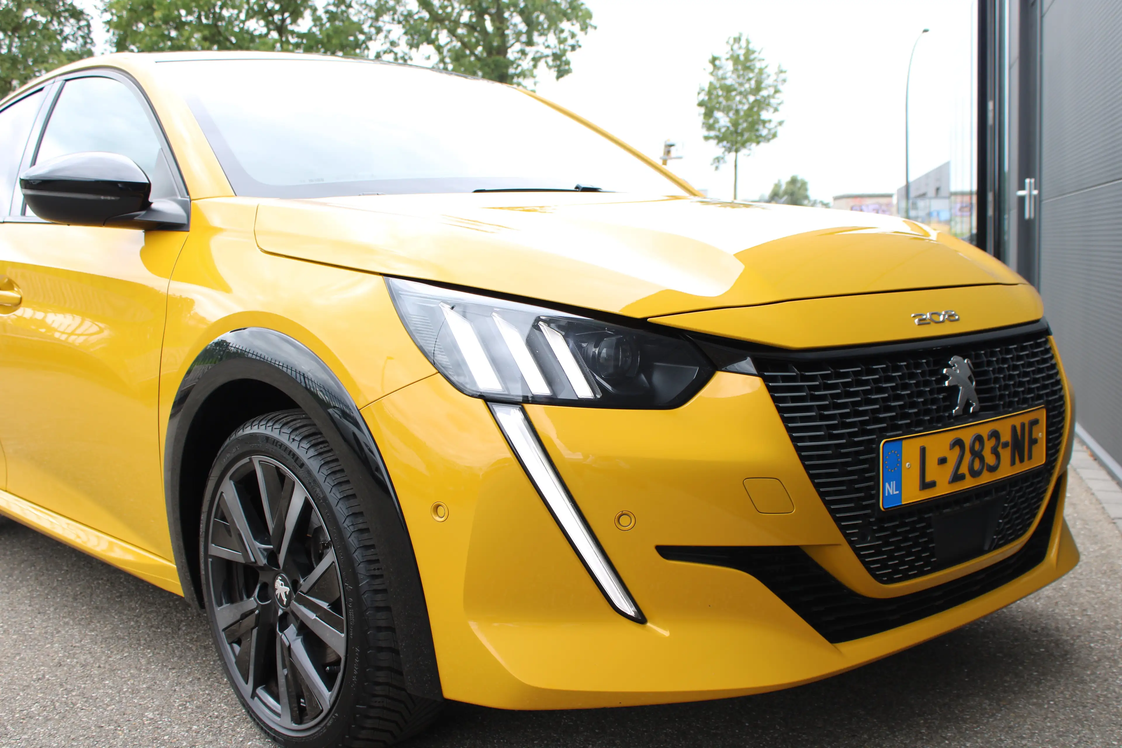 Peugeot 208 1.2 PureTech 130pk EAT8 GT Pack | Automaat | Navig — photo 7