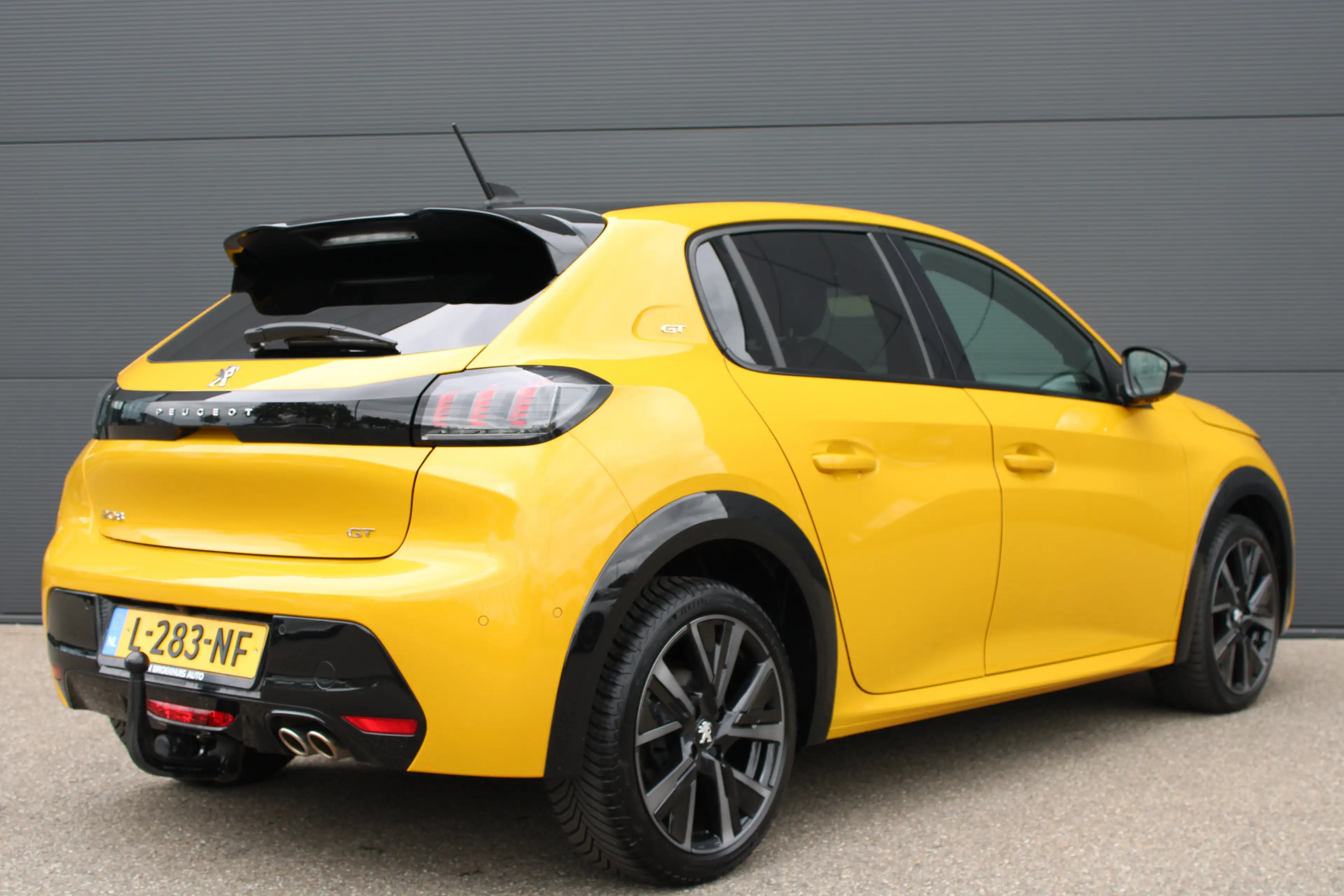 Peugeot 208 1.2 PureTech 130pk EAT8 GT Pack | Automaat | Navig — photo 2