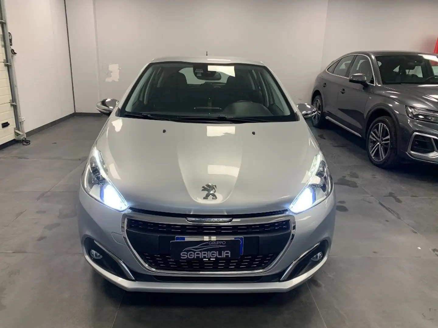 Peugeot 208 1.2 Benzina 5 Porte Allure Grigio - 2