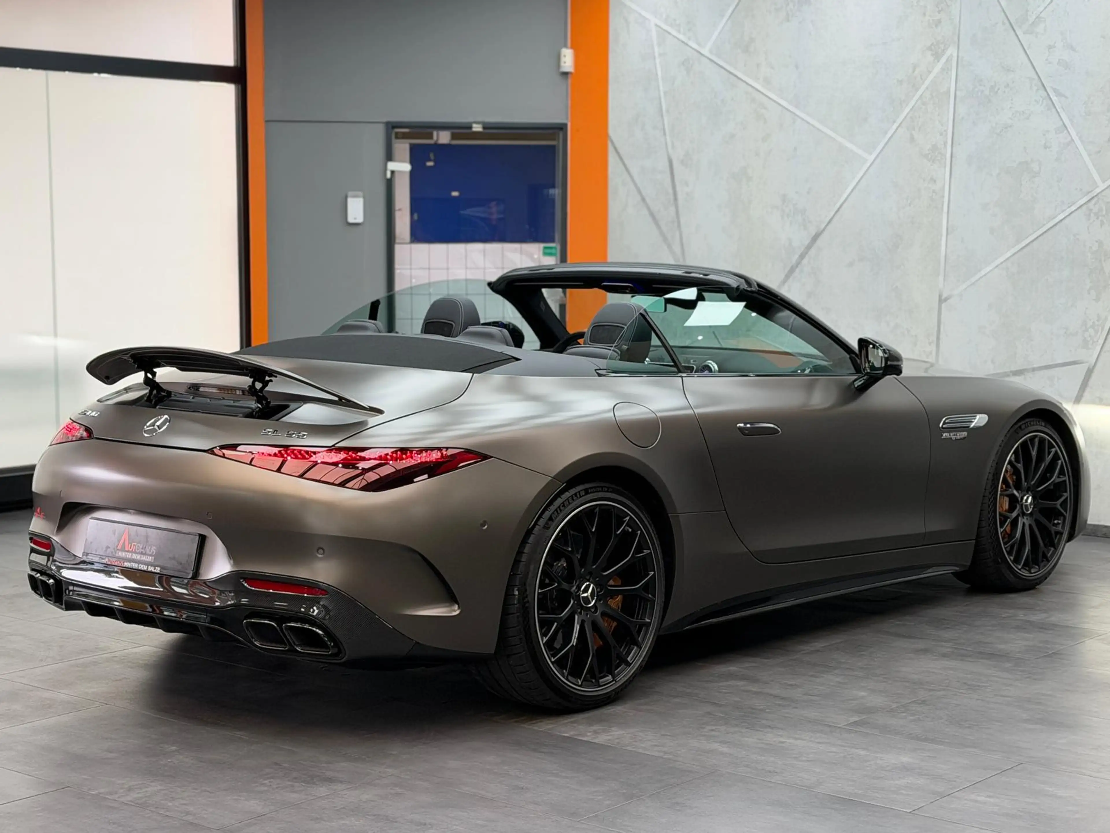 Mercedes-Benz SL 55 AMG 4Matic|4DBURM|360|DISTRONIC+|LM — photo 8